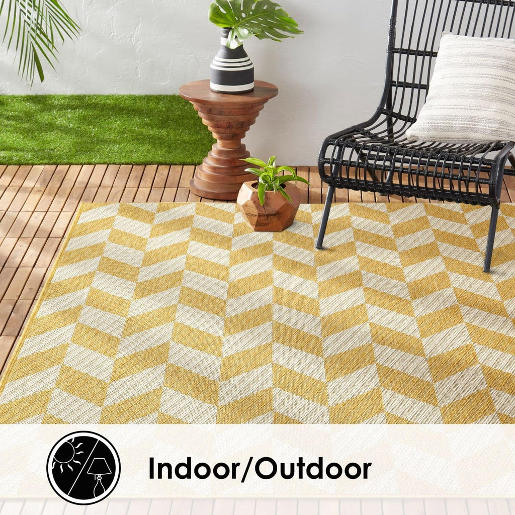 New York Patio Country Calla Contemporary Herringbone Indoor/Outdoor Area Rug, Yellow/Cream, 6'6"x9'2"