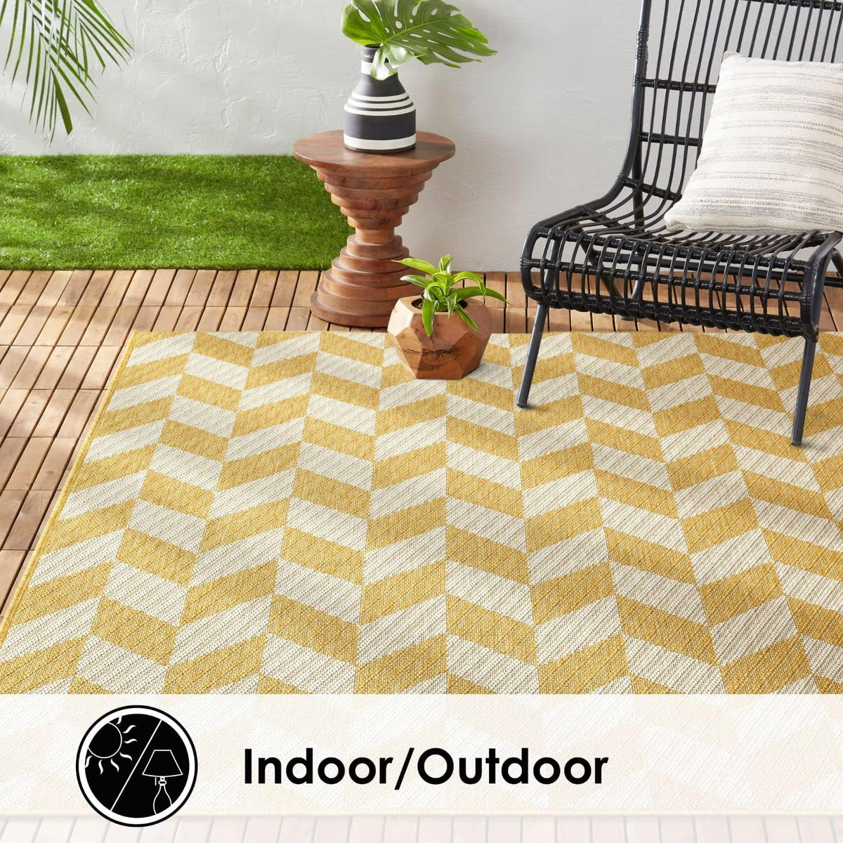 New York Patio Country Calla Contemporary Herringbone Indoor/Outdoor Area Rug, Yellow/Cream, 6'6"x9'2"