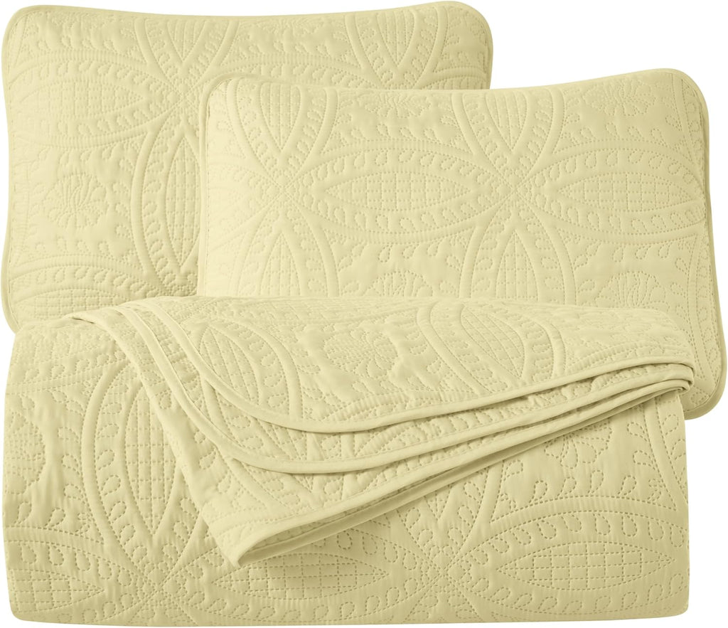 Austin King Oversized Bedspread Set, 3-Piece Pinsonic Quilted Lightweight Microfiber Bedspread Coverlet, Pastel Yellow