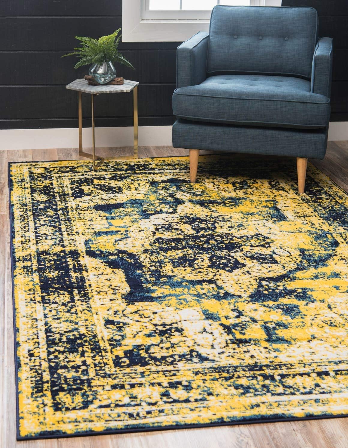 Sofia Collection Area Rug - Salle Garnier (5' 3" x 8' Rectangle, Navy Blue/ Yellow)