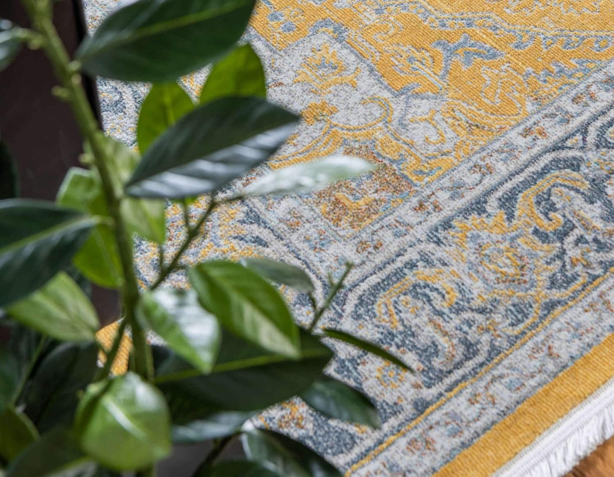 Baracoa Collection Area Rug - Prado (4' 3" x 6' 1" Rectangle, Yellow/ Ivory)